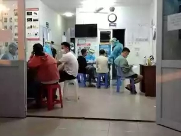 Thông tin mới nhất về chùm ca bệnh Covid-19 liên quan đến nhân viên Sân bay Tân Sơn Nhất