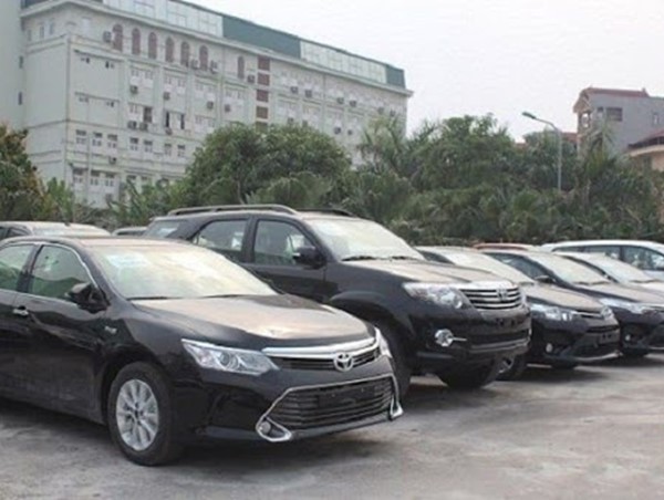 Dịch vụ thuê xe ô tô tự lái đìu hiu vì dịch Covid-19