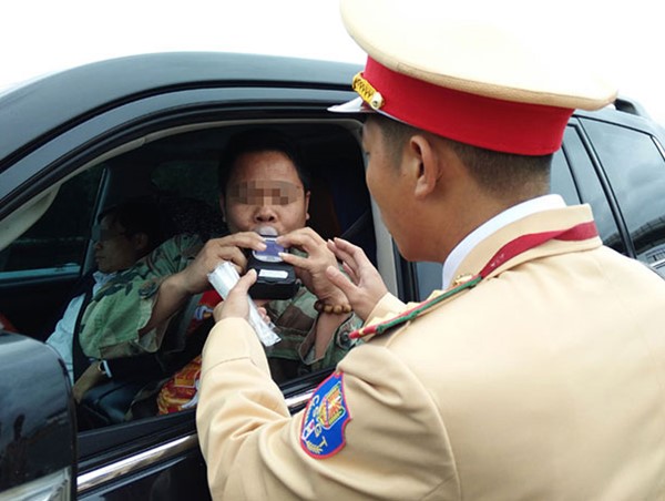 Xử lý nghiêm các vi phạm về nồng độ cồn dịp Tết Nguyên đán