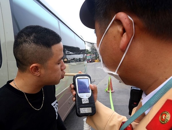 Giao thông trong kỳ nghỉ Tết Tân Sửu: Vi phạm nồng độ cồn giảm đáng kể