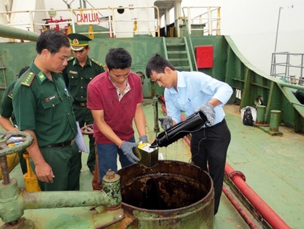 Bộ Giao thông Vận tải chỉ đạo nóng về vấn nạn buôn lậu xăng dầu