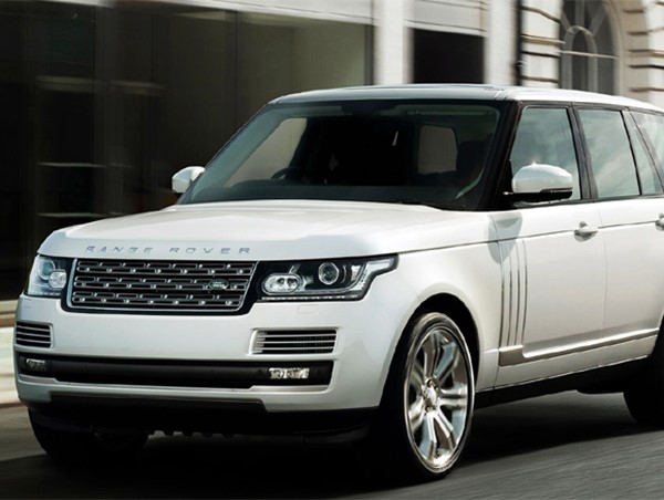 Giá xe ô tô Land Rover tháng 2/2021: Thấp nhất 2,6 tỷ đồng