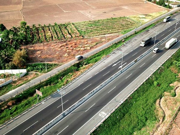 Triển khai chuyển đổi phương thức đầu tư 2 dự án thành phần cao tốc Bắc - Nam