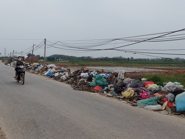 Tỉnh lộ nguy cơ biến thành bãi rác