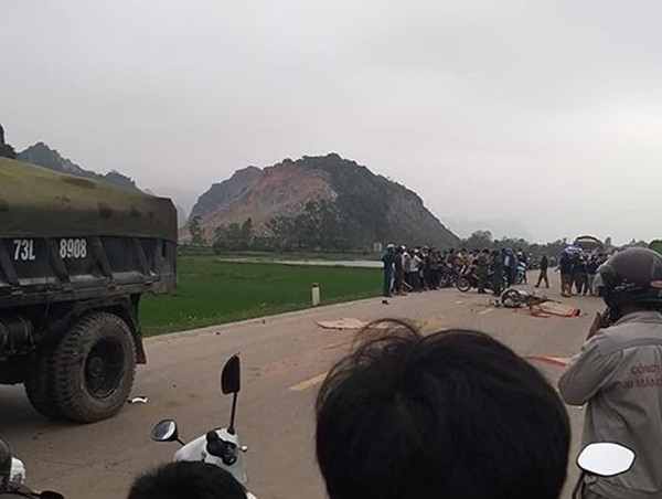 Quảng Bình: Xe máy va chạm xe tải trên Quốc lộ 12A, 1 người tử vong