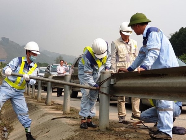 Bộ Giao thông Vận tải chỉ đạo tổng rà soát vi phạm hành lang đường cao tốc