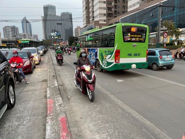 Giá xe ô tô Ford tháng 3/2021: Thấp nhất 603 triệu đồng