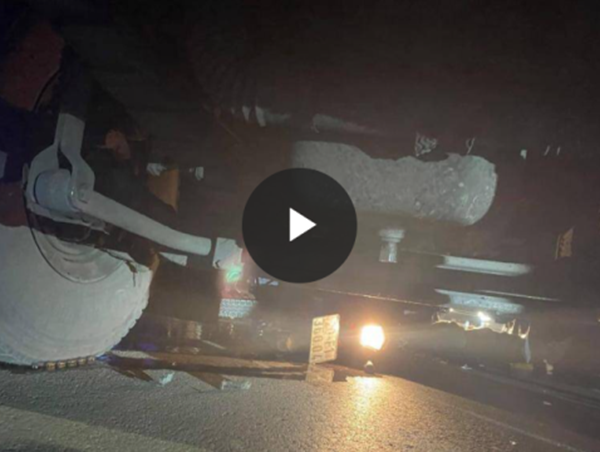 Tai nạn giao thông mới nhất hôm nay 18/3: Đôi nam nữ ngã vào gầm xe đầu kéo sau va chạm, một người tử vong