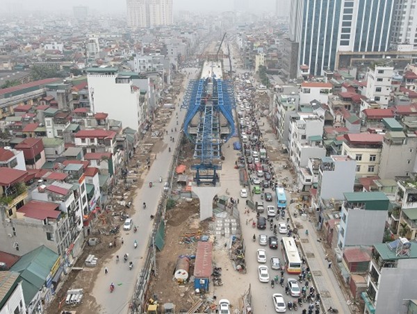 Tuyến cầu Vĩnh Tuy - Ngã Tư Vọng sắp hoàn thiện, thông xe