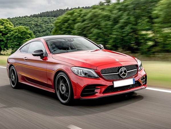 Giá xe ô tô Mercedes tháng 3/2021: Thấp nhất 1,399 tỷ đồng