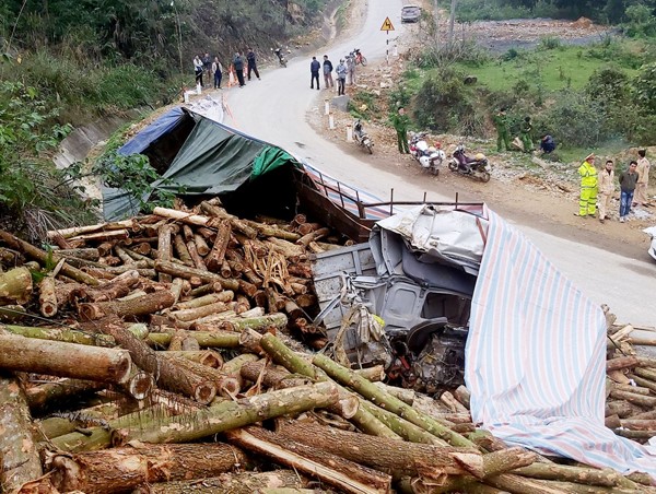Tai nạn khiến 7 người tử vong tại Thanh Hóa: Xe tải đi với tốc độ bao nhiêu?