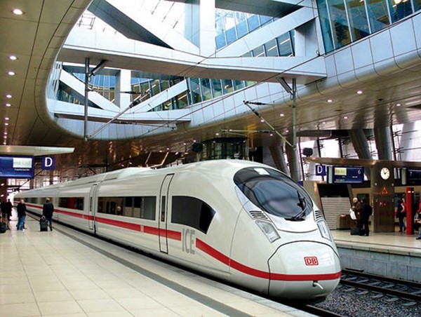 Đầu tư đường sắt tốc độ cao Bắc – Nam: Nghiên cứu kỹ để bảo đảm hiệu quả