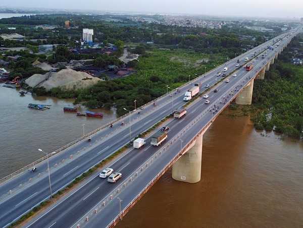 Đề xuất lập dự án giảm ùn tắc và tai nạn giao thông trên cầu Thanh Trì