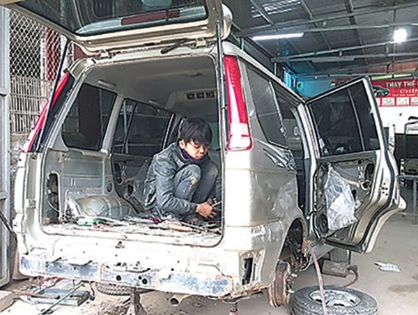 Thủ tục hoán cải xe khách cũ thành xe tải chở hàng hóa