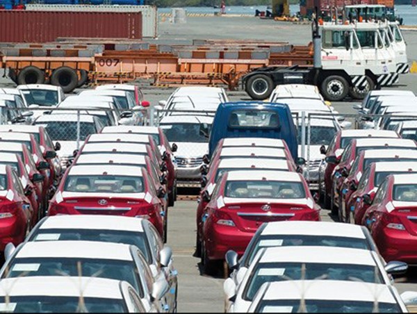 Quản lý xe ô tô được hưởng quyền ưu đãi nhưng chưa làm thủ tục chuyển nhượng