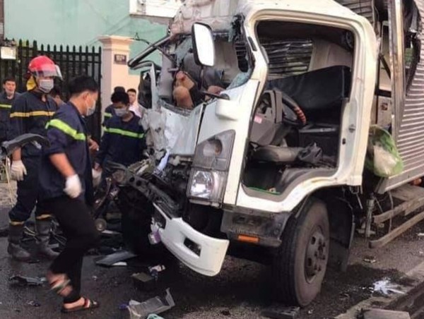 Tai nạn giao thông mới nhất hôm nay 8/4: Học sinh lớp 2 tử nạn trên đường đến trường