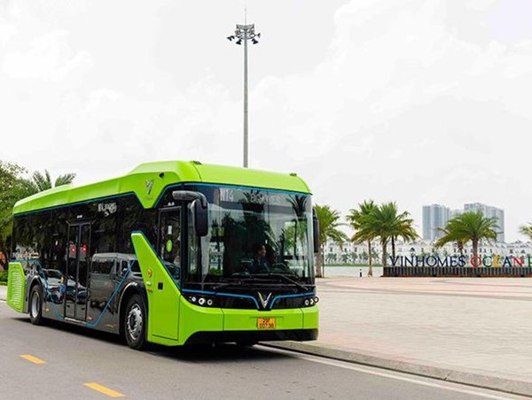 Cận cảnh VinBus thông minh đưa vào vận hành