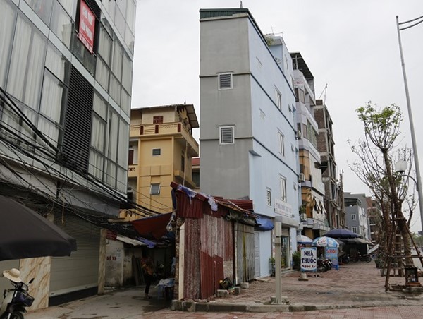 [Xử lý nhà siêu mỏng, siêu méo: Giải pháp nào triệt để?] Bài 2: Những lỗ hổng pháp lý