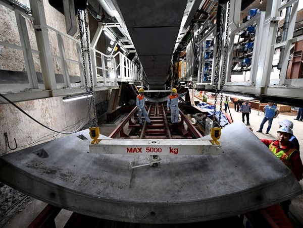 Khách tăng đột biến, Sân bay Tây Sơn Nhất ứng phó ra sao?