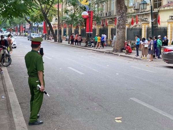 Quận Hoàn Kiếm: Đề xuất lắp đặt camera xử lý phạt nguội trên phố Tràng Thi