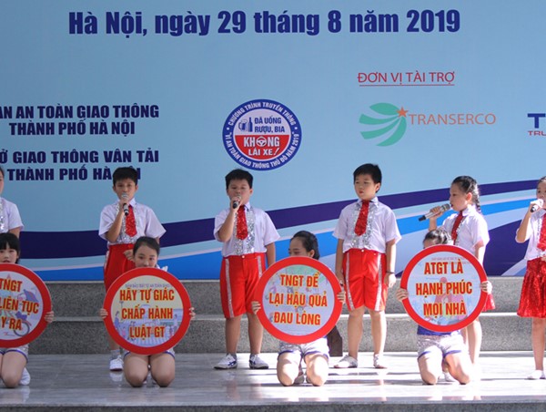 Văn hóa giao thông: Vận động toàn dân tham gia tuyên truyền