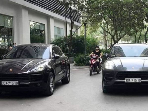 Công an vào cuộc xác minh 2 ô tô Porsche trùng biển kiểm soát ở Hà Nội