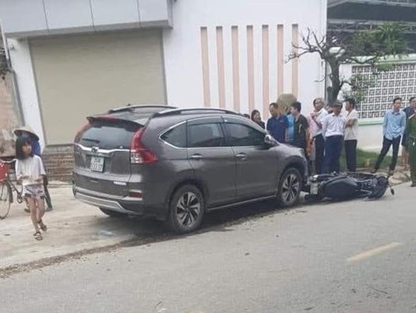 Bắt tạm giam nữ tài xế tông tử vong 2 mẹ con đi xe máy