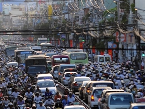 TP Hồ Chí Minh: Lên kế hoạch lập vành đai hạn chế xe trên 30 chỗ vào trung tâm