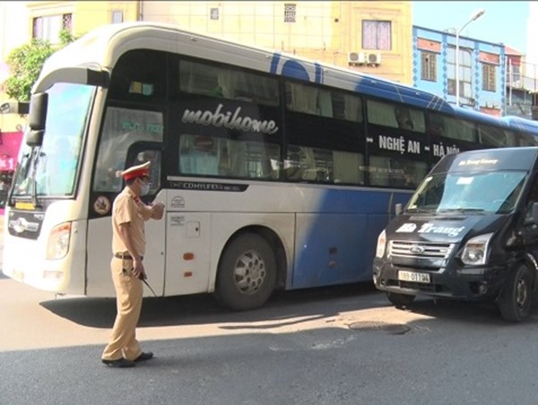 Hà Nội: CSGT huy động tối đa quân số đảm bảo an toàn giao thông trong dịp nghỉ lễ 30/4-1/5