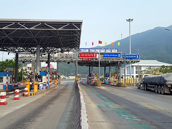 Thừa Thiên Huế kiến nghị lùi thời gian tăng phí qua hầm Hải Vân