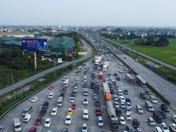 Hà Nội: Sẵn sàng phương án điều tiết, phân luồng giao thông đón người dân trở lại sau nghỉ lễ