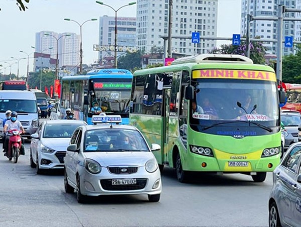 Các tuyến đường cửa ngõ thông thoáng đón người dân về Hà Nội sau kỳ nghỉ lễ