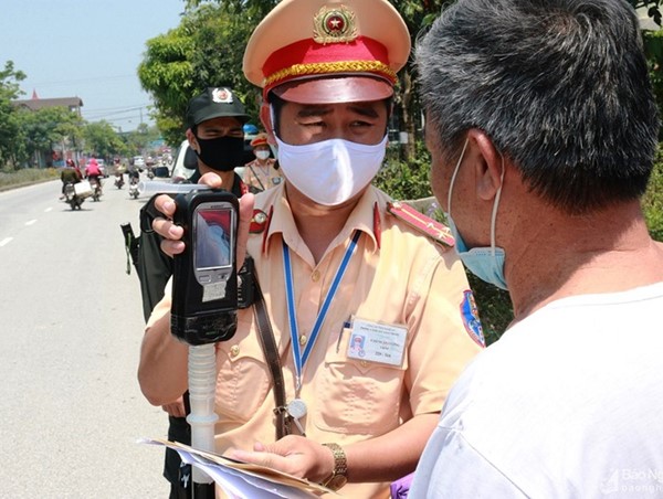 Giao thông kỳ nghỉ lễ: Gia tăng vi phạm do bia, rượu