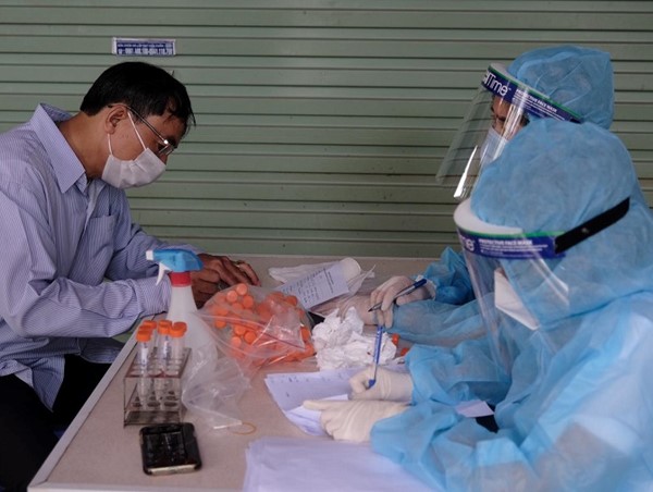 Quảng Ninh tìm người trên nhiều chuyến xe, địa điểm có bệnh nhân Covid-19