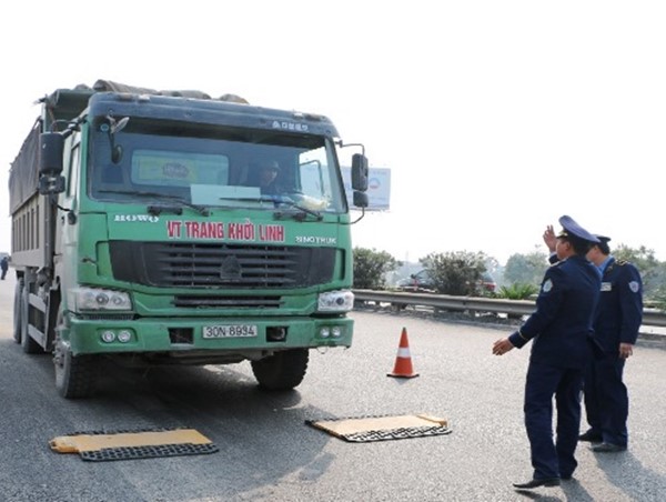 Hơn 14.000 xe quá tải bị phát hiện, xử phạt chỉ trong vòng 1 tháng