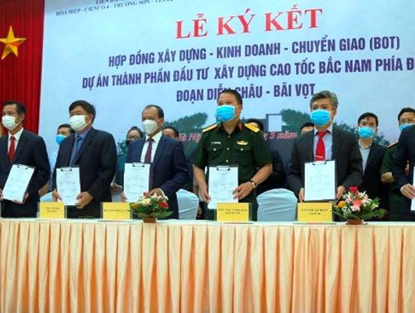 Dự án PPP thứ hai của cao tốc Bắc - Nam chính thức ký hợp đồng