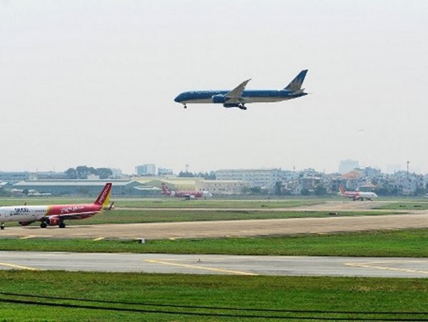 Cục Hàng không Việt Nam đề xuất bỏ trần giá vé máy bay