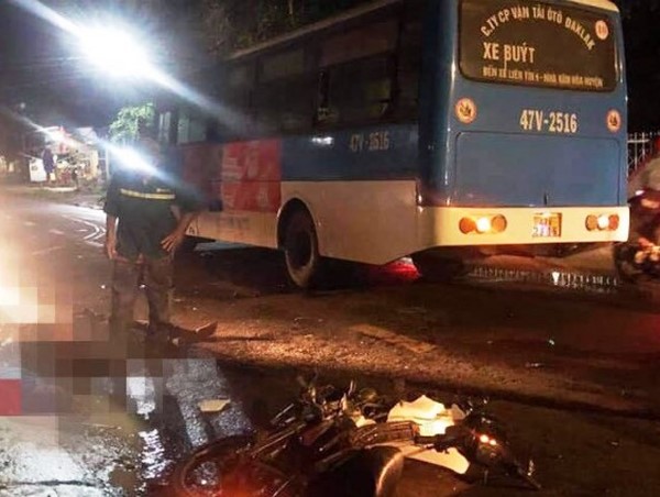 Tai nạn nghiêm trọng ở Đắk Lắk, 2 người tử vong tại chỗ