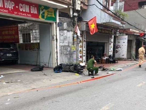 Tai nạn giao thông mới nhất hôm nay 15/5: Tài xế ô tô truy đuổi, tông 2 người tử vong