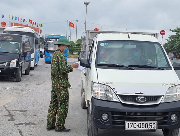Quảng Ninh tăng cường kiểm soát người về từ vùng dịch