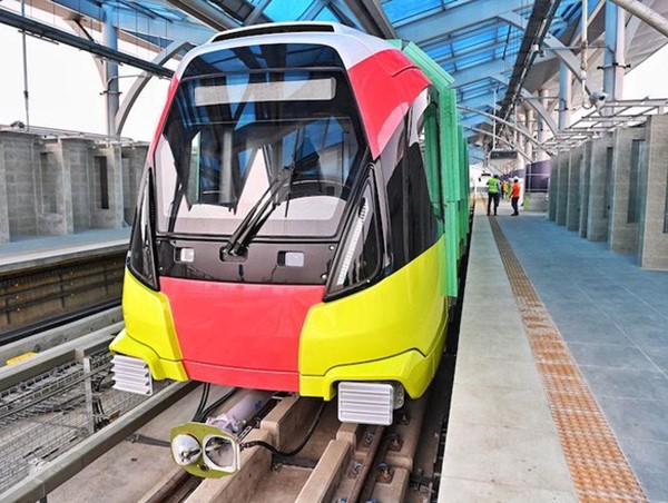 Đường sắt Nhổn - Ga Hà Nội hoàn thành quá trình đóng điện trên toàn đoạn trên cao