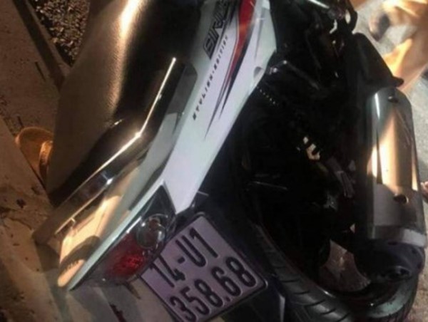 Tìm người thân tài xế xe máy tự ngã tử vong trên Quốc lộ 18 trong đêm