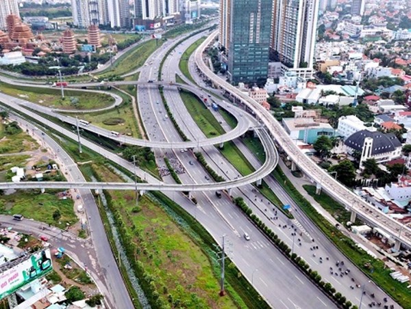 [Gỡ nút thắt trong đầu tư hạ tầng giao thông TP Hồ Chí Minh] Bài cuối: Tăng tỷ lệ điều tiết ngân sách