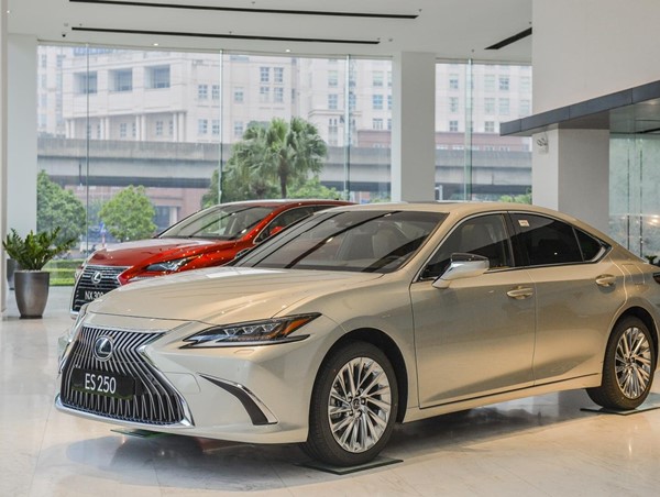 Giá xe ô tô Lexus tháng 6/2021: Dao động từ 2,54 - 8,89 tỷ đồng