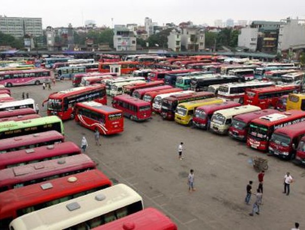 Cấp đổi phù hiệu “xe hợp đồng”: Tạo điều kiện tối đa cho doanh nghiệp