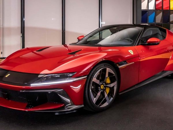 Ferrari 12Cilindri: siêu xe V12 mạnh mẽ, hiện đại và đắt đỏ