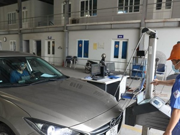 Thay đổi lệ phí ô tô đăng kiểm từ 15/6