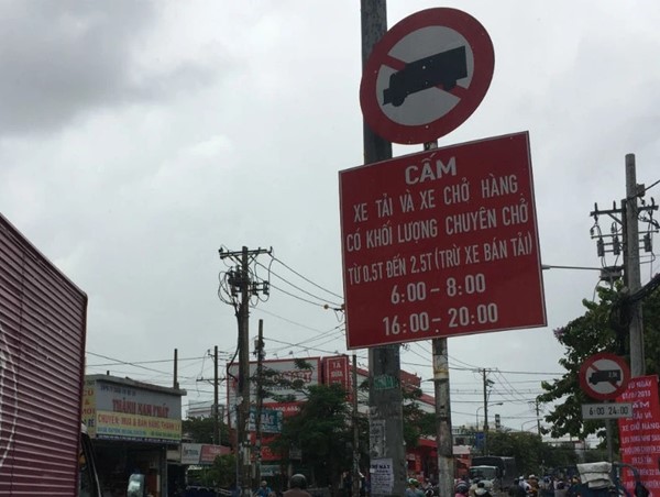 Mức phạt xe tải đi vào đường cấm mới nhất 2024