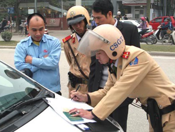 Mức phạt với một số lỗi thường gặp ở ô tô 