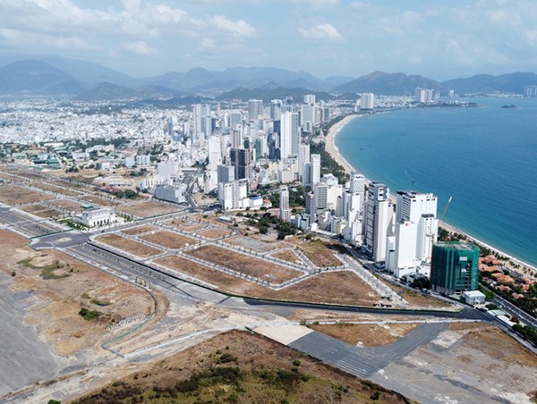 Diễn biến mới vụ giao đất sân bay Nha Trang cũ 